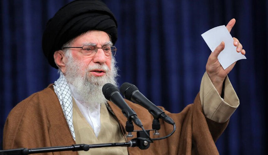 رهبر انقلاب: آمریکایی‌ها بدانند در برابر ملت ایران با تهدید به جایی نمی‌رسند/ اگر خباثتی انجام دهند سیلی سخت خواهند خورد
