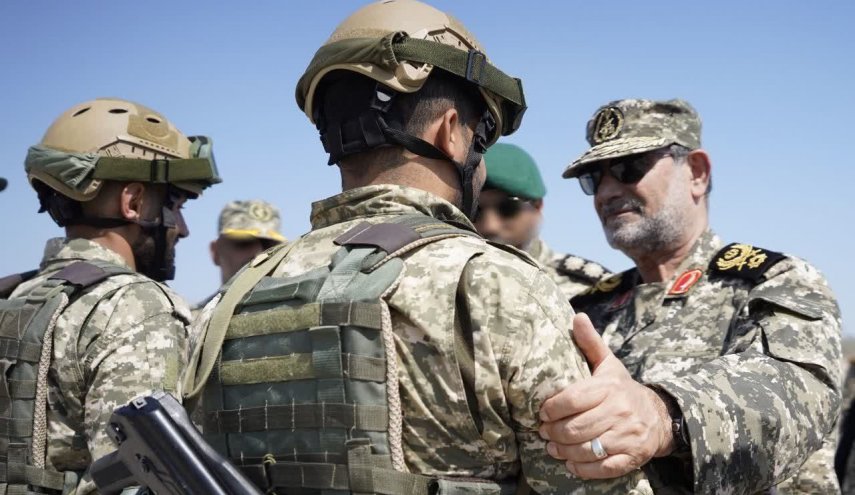 دریادار تنگسیری: راهبرد نیروی دریایی سپاه ارتقای توان رزم برای تقابل با استکبار جهانی است
