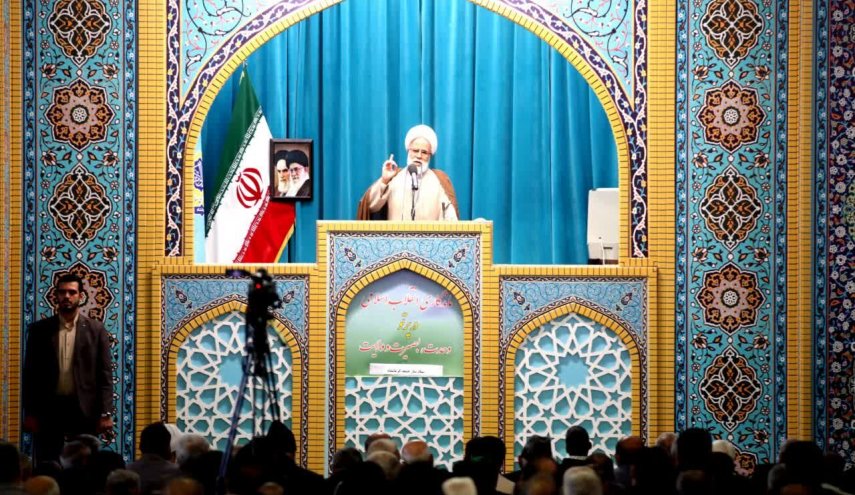 امام جمعه کرمانشاه: حضور کم سابقه مردم در راهپیمایی روز قدس لبیک به رهبر انقلاب بود