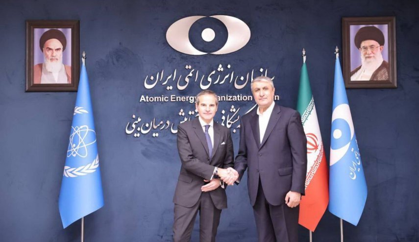 دیدار و مذاکره گروسی و اسلامی در تهران
