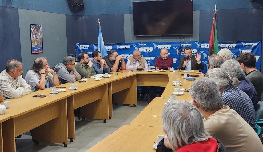 نقابة العمال الأرجنتينية تجدد دعمها للشعب الفلسطيني وتدين الانتهاكات الإسرائيلية