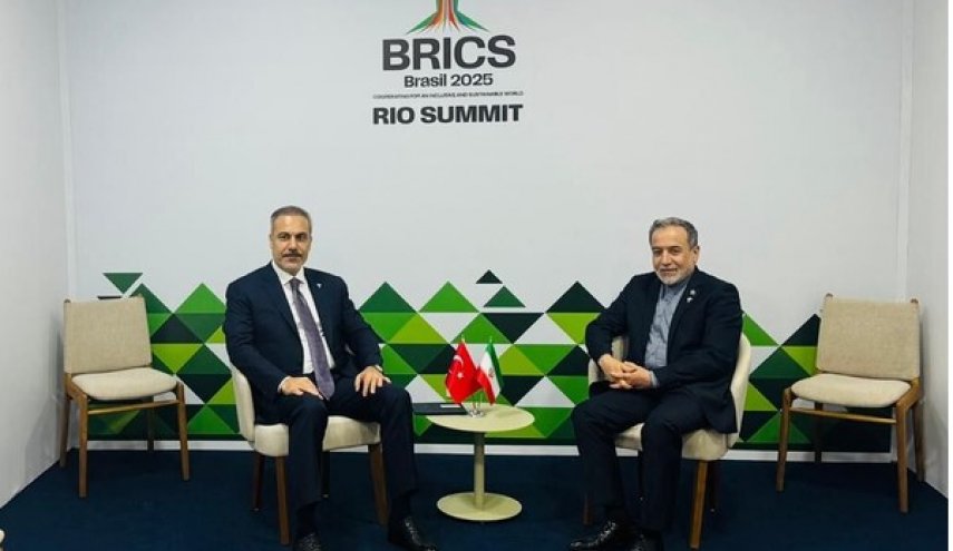 وزيرا خارجية إيران وتركيا يؤكدان على ضرورة إنهاء الإبادة الجماعية في غزة
