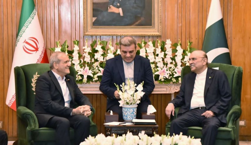 زرداری از شجاعت ملت ایران در جنگ ۱۲ روزه اسرائیل تمجید کرد

