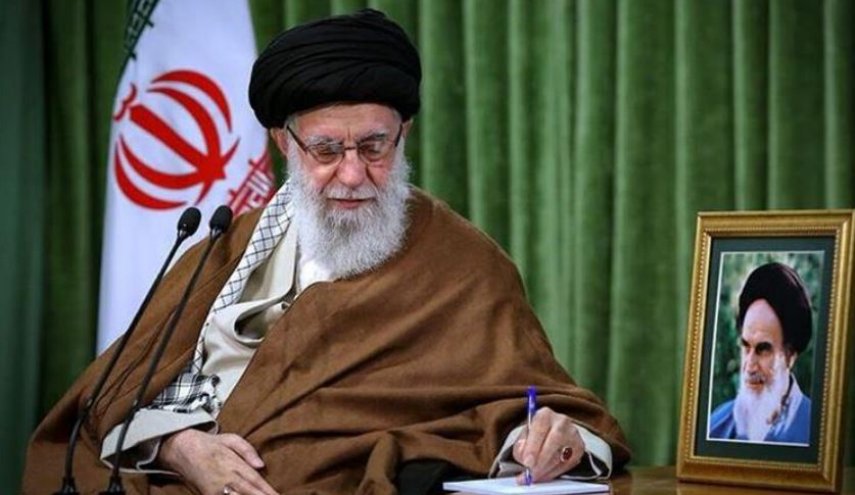 احمدیان و شمخانی به عنوان نمایندگان رهبری در شورای دفاع منصوب شدند