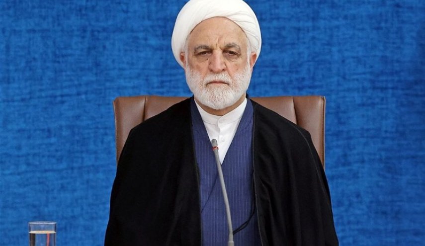 برخورد قاطع با اشرار و تروریست‌ها و رأفت اسلامی با محکومان واجد شرایط