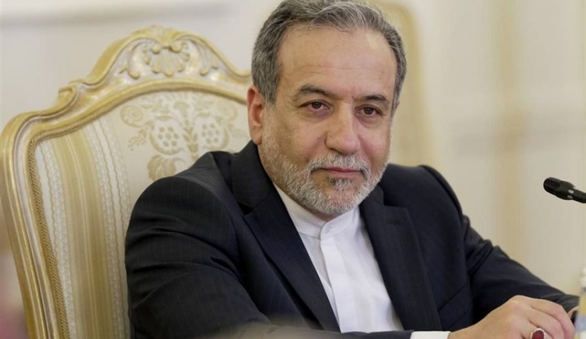 توضیحات عراقچی درباره بازگشایی مرز مسافری ایران و جمهوری آذربایجان
