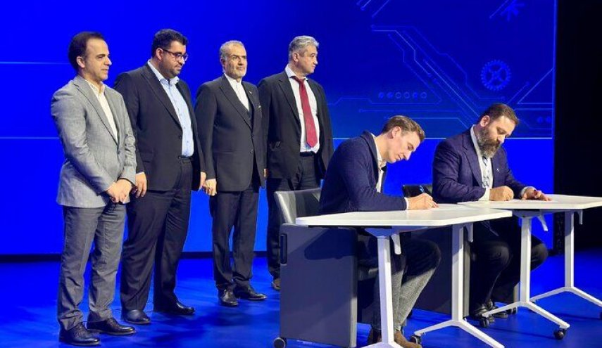 كبرى الشركات التكنولوجية الإيرانية والروسية توقع خمس اتفاقيات تعاون