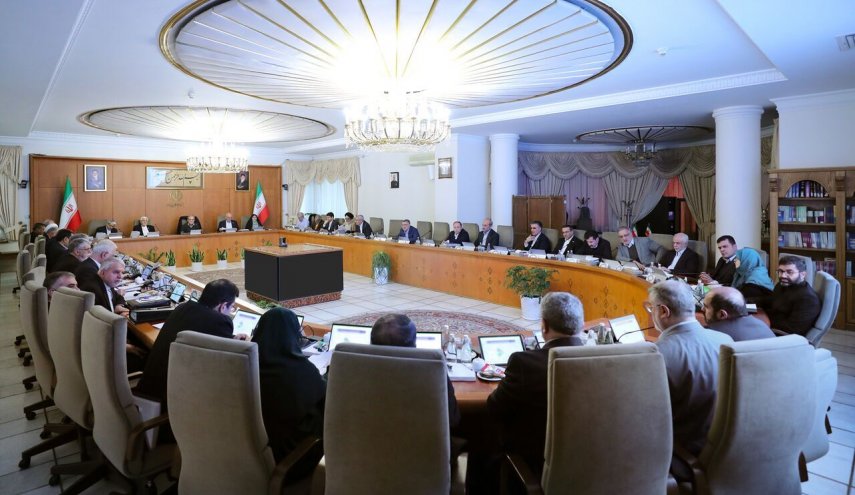 الحكومة الإيرانية تصادق على مشروع قانون الموازنة العامة للسنة القادمة