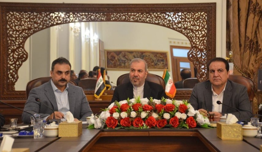 نشست مشترک سفیر ایران درعراق با رئیس سازمان گذرگاه‌‍‌های مرزی عراق و استاندار ایلام