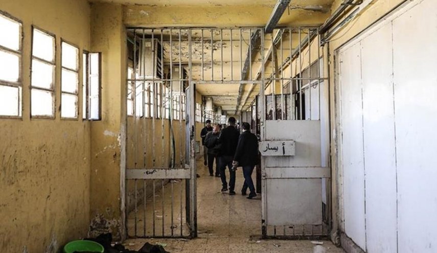 المعتقلات السورية تحت المجهر: تحقيق لرويترز يكشف وقائع صادمة