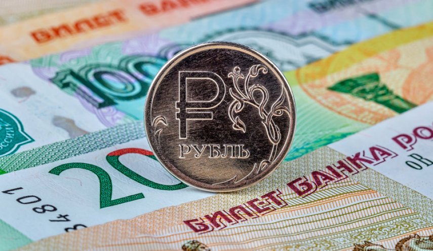 بلومبرگ: روبل بیشترین افزایش ارزش خود را از سال ۱۹۹۴ تاکنون ثبت کرد