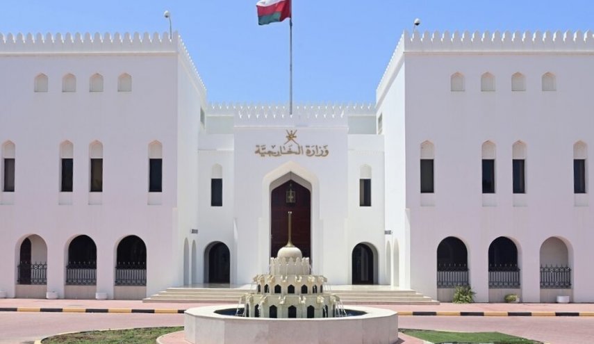 عمان خواستار خویشتنداری و کاهش تنش در یمن شد