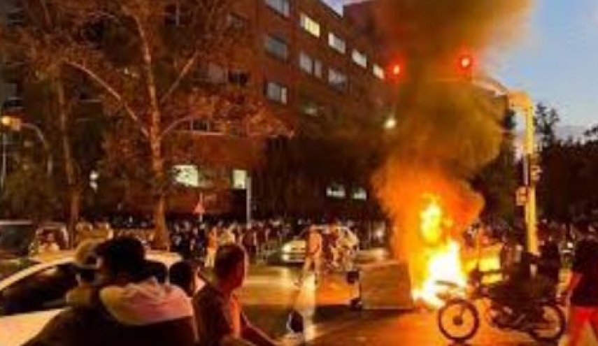 دستگیری 200 نفر از لیدرهای گروهک های تروریستی به همراه نارنجک و سلاح کمری/ همکاری برخی لیدرهای آشوبگر در تهران با کوموله‌