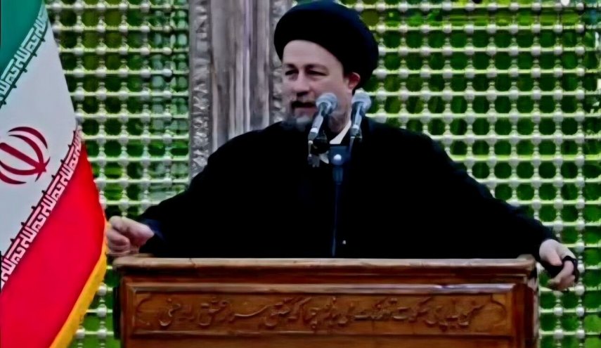 سید حسن خمینی: دشمنان از هر سو آمده‌اند، اگر با هم باشیم بسیار قوی هستیم