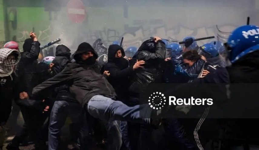 برخورد خشن پلیس ایتالیا با معترضان هنگام برگزاری المپیک زمستانی
