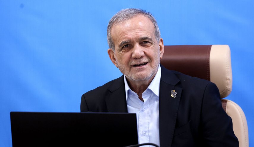رییس جمهور سه طرح شاخص اقتصادی و زیربنایی را در لرستان افتتاح کرد