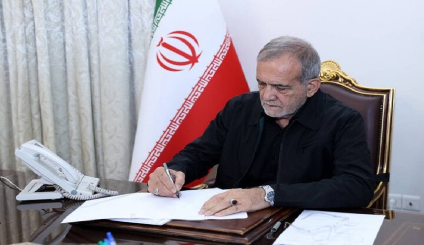 پزشکیان: تلخی فقدان شهید لاریجانی با ایستادگی ملت ایران؛ کام جنایتکاران را تلخ تر می کند