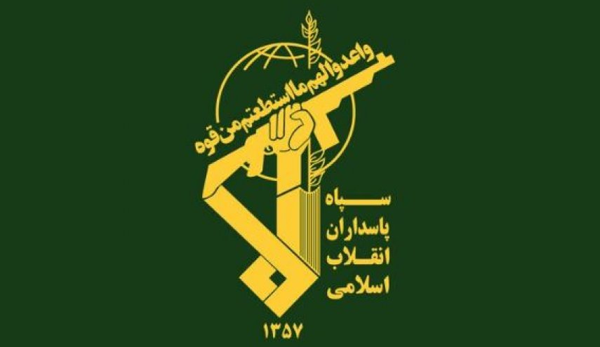 سپاه مهیای خلق دستاوردها و شگفتانه‌های بزرگتر از دایره فهم و محاسبه دشمن است