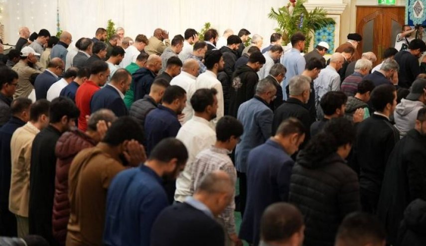 نماز عید قربان در لندن اقامه شد/ پیام تبریک رهبران انگلیس به مسلمانان