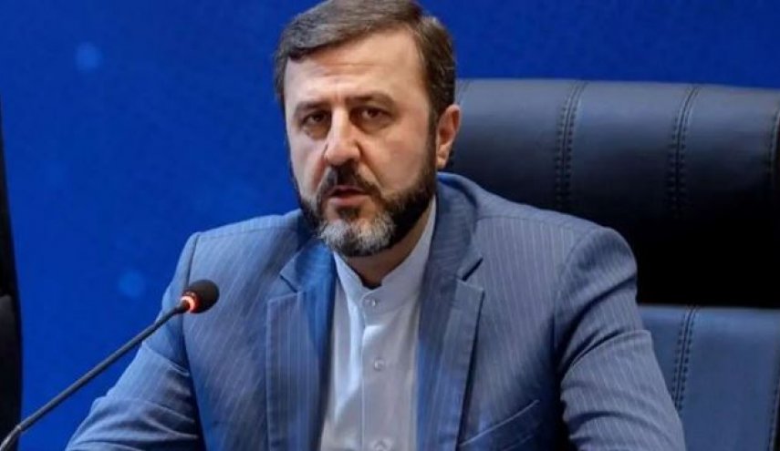 هشدار غریب‌آبادی: هرگونه ماجراجویی نظامی در تنگه هرمز پیامد خواهد داشت