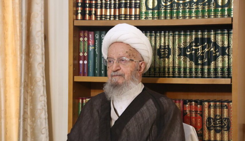 آیت الله مکارم شیرازی: قاتلان رهبر شهید از کیفر الهی مصون نخواهند ماند
