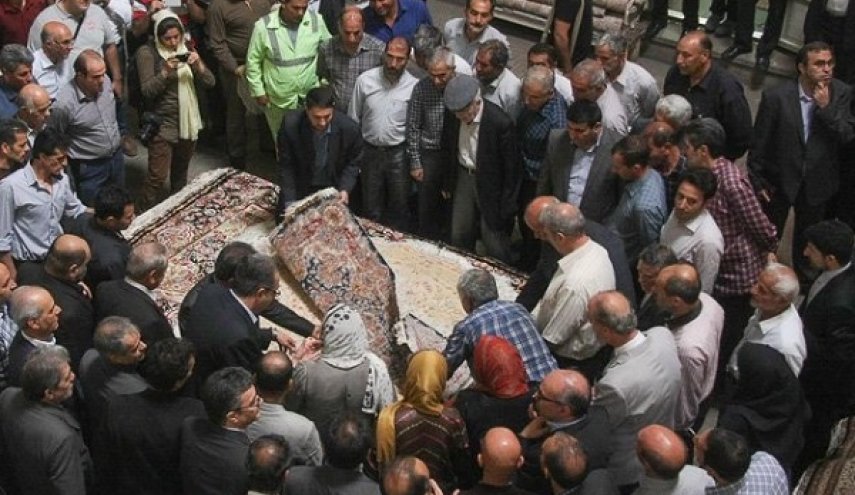 برندسازی جهانی فرش تبریز با اتکا به ظرفیت‌های علمی و دانشگاهی