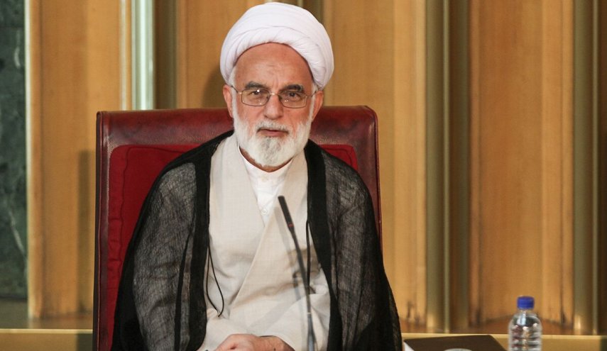 دری نجف‌آبادی: هر جا در مسیر حق و ولایت باشیم، در حریم امام حسین(ع) هستیم
