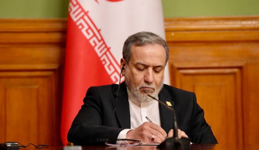 عراقچی خطاب به همسایگان: زمان اتکا به خود و برادری واقعی فرا رسیده است