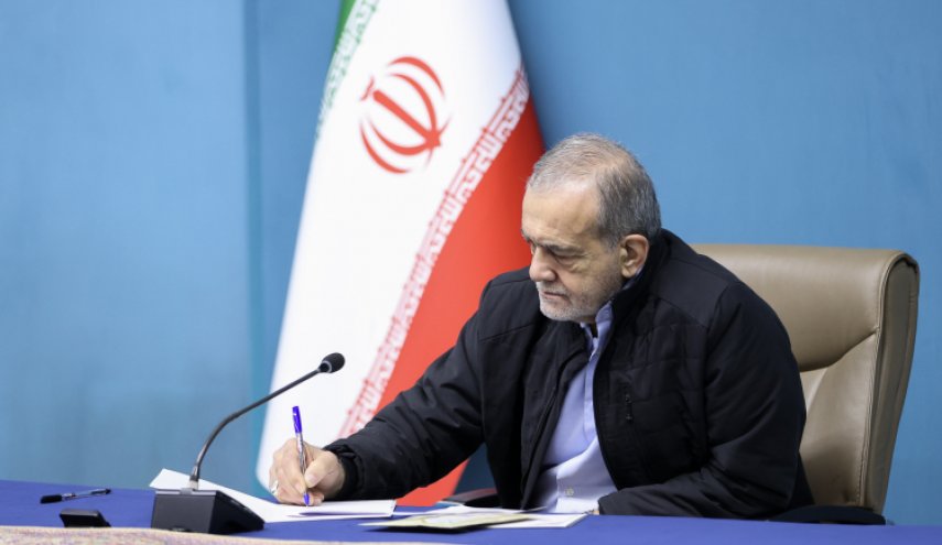 تبریک پزشکیان به جانشین رئیس ستاد کل نیروهای مسلح