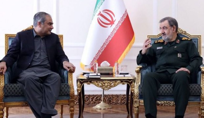 ایران و پاکستان عقبه راهبردی یکدیگرند/ علاقه دو کشور حقیقی و اعتقادی است