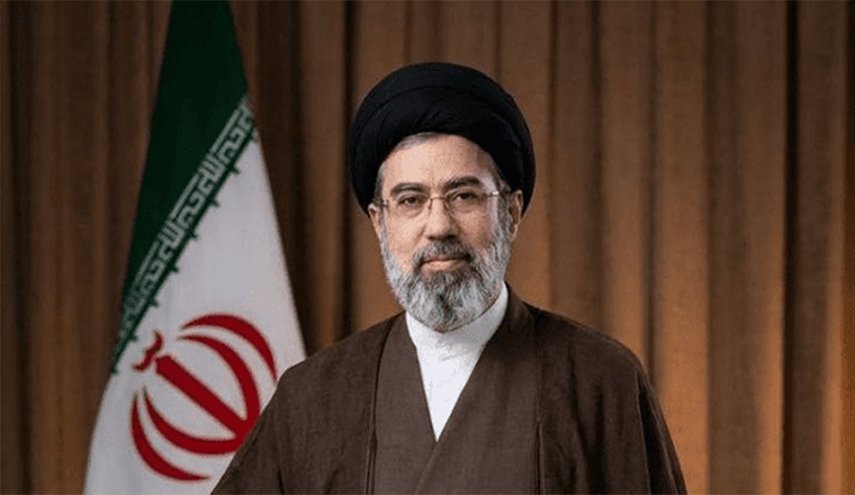 تعرّف على أهم المواضيع التي طُرحت باجتماع الرئيس بزشكيان مع قائد الثورة الإسلامية