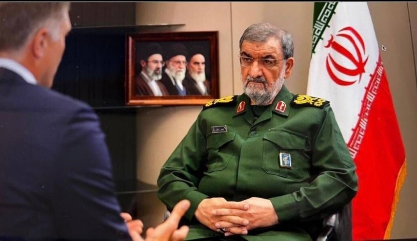محسن رضائي: واشنطن تلقت تحذيراً واضحاً من الصواريخ الإيرانية الجديدة
