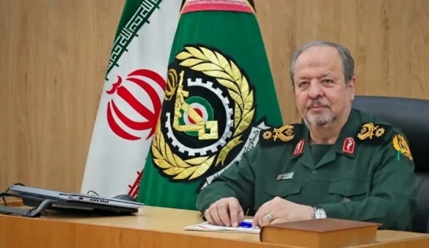 هشدار سرپرست وزارت دفاع به ناوهای آمریکایی: نتایج توانمندی ما را خواهید دید