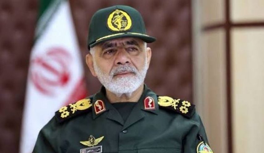 مردم ایران با دست رئیس جمهور به ترامپ سیلی زدند