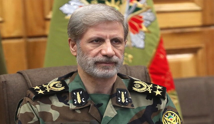  القائد العام للجيش: الجنود رصيد بشري هائل وركائز للدفاع عن حقانية الوطن وكرامته