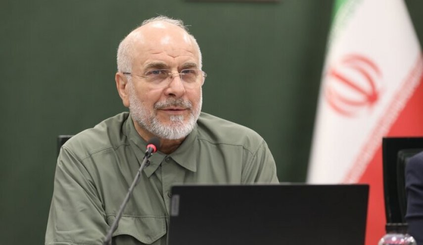 قاليباف: إما أن سوق النفط أحمق أو أن أمريكا تكذب